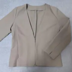 ノーカラージャケット　ライトグレーのサムネイル
