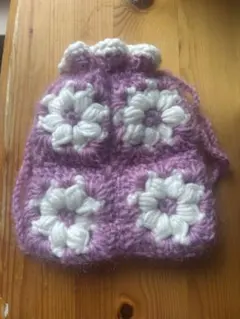 花模様の紫と白の巾着袋