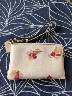 2026年最新】coach コインケース フローラルの人気アイテム - メルカリ