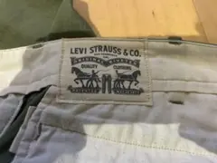 リーバイスカーゴパンツ オリーブグリーン