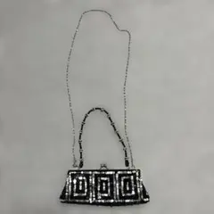 スパンコール装飾クラッチバッグ