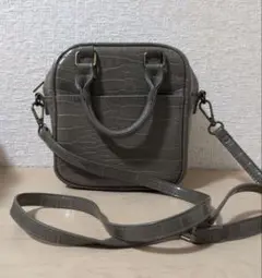 値下げ♪グレー クロコダイル調 型押し ショルダーバッグ
