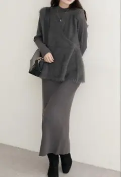 natural couture フェザーペプラムベスト+リブタイトワンピース