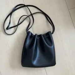 shopnikoniko 巾着バッグ　ブラック　黒