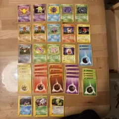 旧裏ポケモンカード35枚まとめ売り（内21枚エネルギーカード）＋おまけ3枚