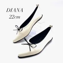 【激レアデザイン✨】ダイアナ　フラットパンプス　白黒　リボン　伸縮性が高い✨
