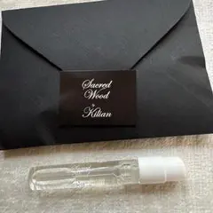 キリアン　セイクレッドウッド　1.5ml サンプル　新品未使用　匿名発送しますのサムネイル