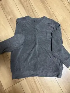 UNIQLO Vネック ニット グレーM
