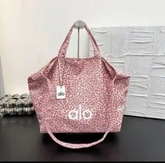 新品 alo yoga レオパード柄 トートバッグ エコバッグ - メルカリ