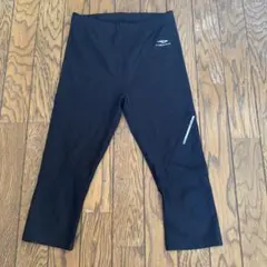 TIGORA ブラック ランニングパンツ　１６０センチ
