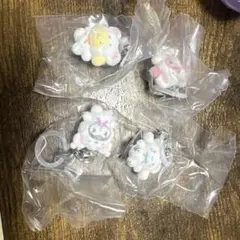 サンリオキャラクターズ めじるしチャーム ふわふわスノー 4種
