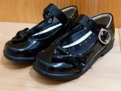 フォーマルシューズ　女の子用　サイズ17㎝　黒