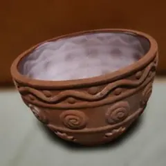 テラコッタ製装飾植木鉢