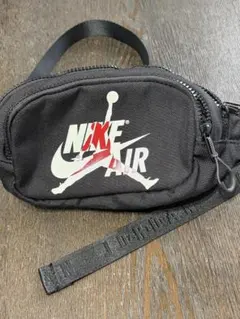 NIKE ナイキ ジョーダン　ボディーバッグのサムネイル