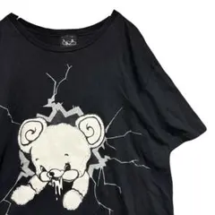 Monomania モノマニア 飛び出しよだれベア 両面リンクTシャツ ブラックのサムネイル