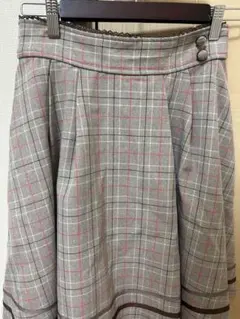 バックフリルスカート
