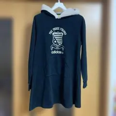 adidas フリースフード付きパーカーチェニック