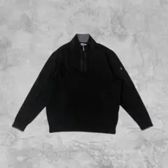 ブラック ハーフジップ ニット