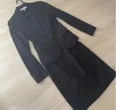 スーツ上下セット（ジャケット・スカート）レディース