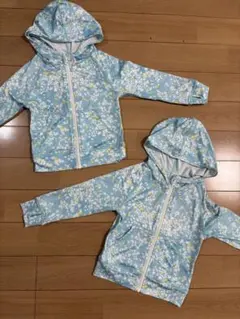 まとめ売り　水色花柄ラッシュガード フード付き