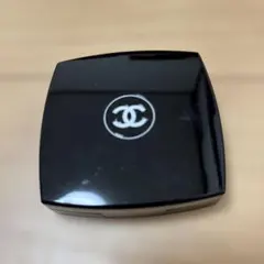 CHANEL シャイニングパウダーのサムネイル