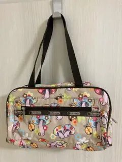 Item thumbnail for item 7d1da9bc-6070-4075-b50f-f10f9693a262