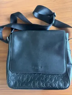 【新品同様】coach ショルダーバッグ シグネチャー レザー 黒