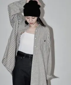 MARY QUANT × PUBLUX　マリークワント ロゴ刺繍ビッグシャツのサムネイル