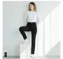 旧タイプ　ウルトラストレッチスキニーパンツ　ブラックスキニーデニム プラック　L