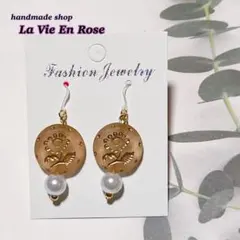 Item thumbnail for item 1cfbb8ac-ad98-4dad-96a5-4d9672721473