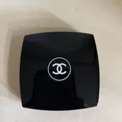 シャネルアイシャドウ