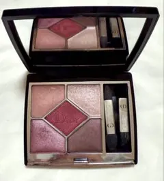 Dior アイシャドウ サンククルールクチュール 879ルージュ トラファルガー