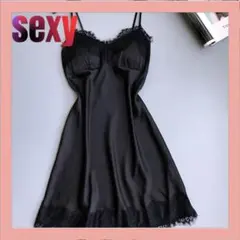 ベビードール&Tバックショーツ ブラック　サテンの光沢あるツルっとした肌触り