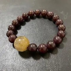最終値下げ‼️大玉ゴールドルチルクォーツと高品質ガーネット天然石ブレスレット