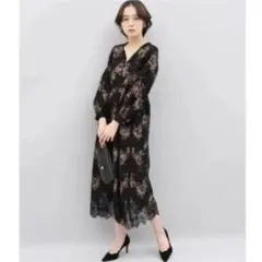 スカラップバルーンスリーブドレス