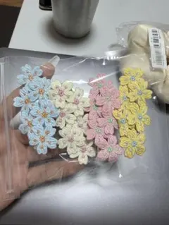 花モチーフ ヘアクリップ 4個セット
