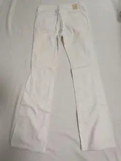 ビッグジョン　ウエスト61 ホワイトフレアデニムパンツ　ジョージアラブ