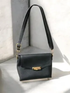 D.KELLYディーケリー★レザーショルダーバッグ★ブラック★新品未使用