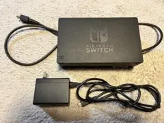 Nintendo Switch ドッグとACアダプター