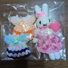 未使用品☆うさぎのあみぐるみ 着せ替えドレス付きセット