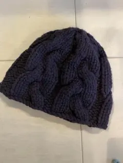 ダークネイビー ケーブル編みニット帽 ワンサイズ