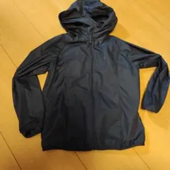120 ユニクロ　ネイビー　ジャケット　ポケッタブルパーカー　ウインドブレーカー