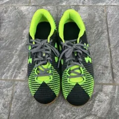 Under Armour フットサルシューズ ブラック/グリーンのサムネイル