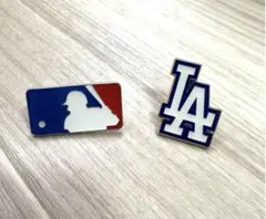 MLB ロゴ ピンバッジ 2個セット