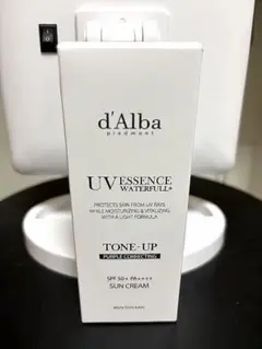 d'Alba UV ESSENCE トーンアップ　下地　パープル