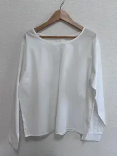 【美品】UNITED ARROWS ホワイト トップスのサムネイル