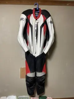 ダイネーゼ ジュニア用革ツナギ GEN-Z 164cm - メルカリ