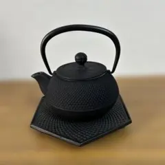 スヌーピー茶屋限定 南部鉄器の急須 & 急須敷き - メルカリ