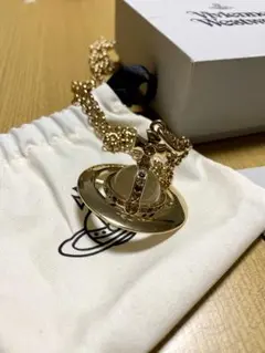 ヴィヴィアンウエストウッド スモールオーブネックレス