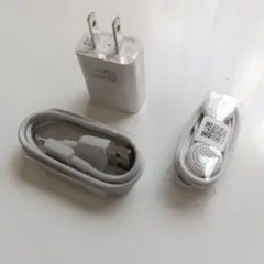 ACアダプター USBケーブル イヤフォン